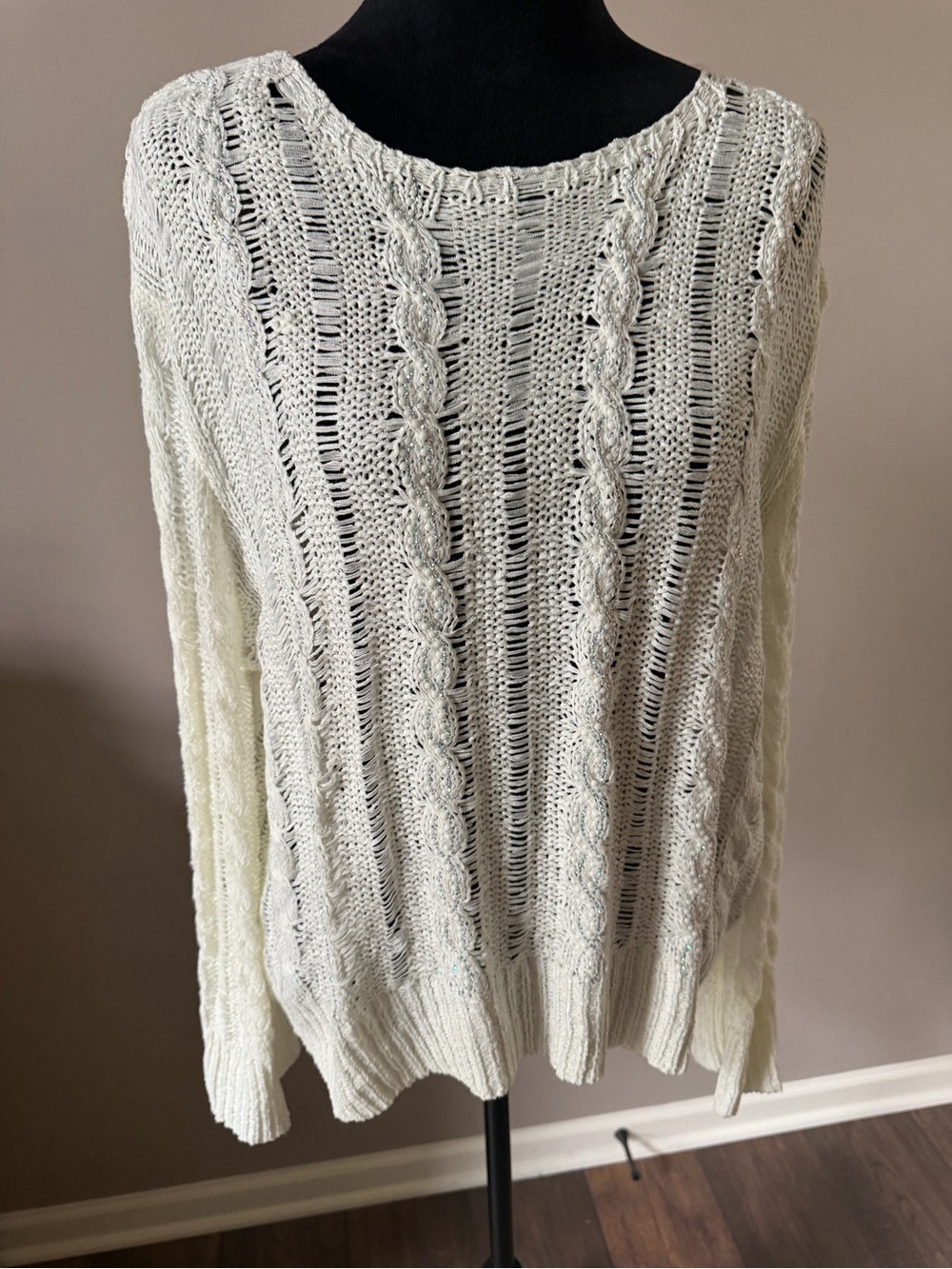 POL Open-stitch Cream Cable Knit Sweater w/Silver Threading Small